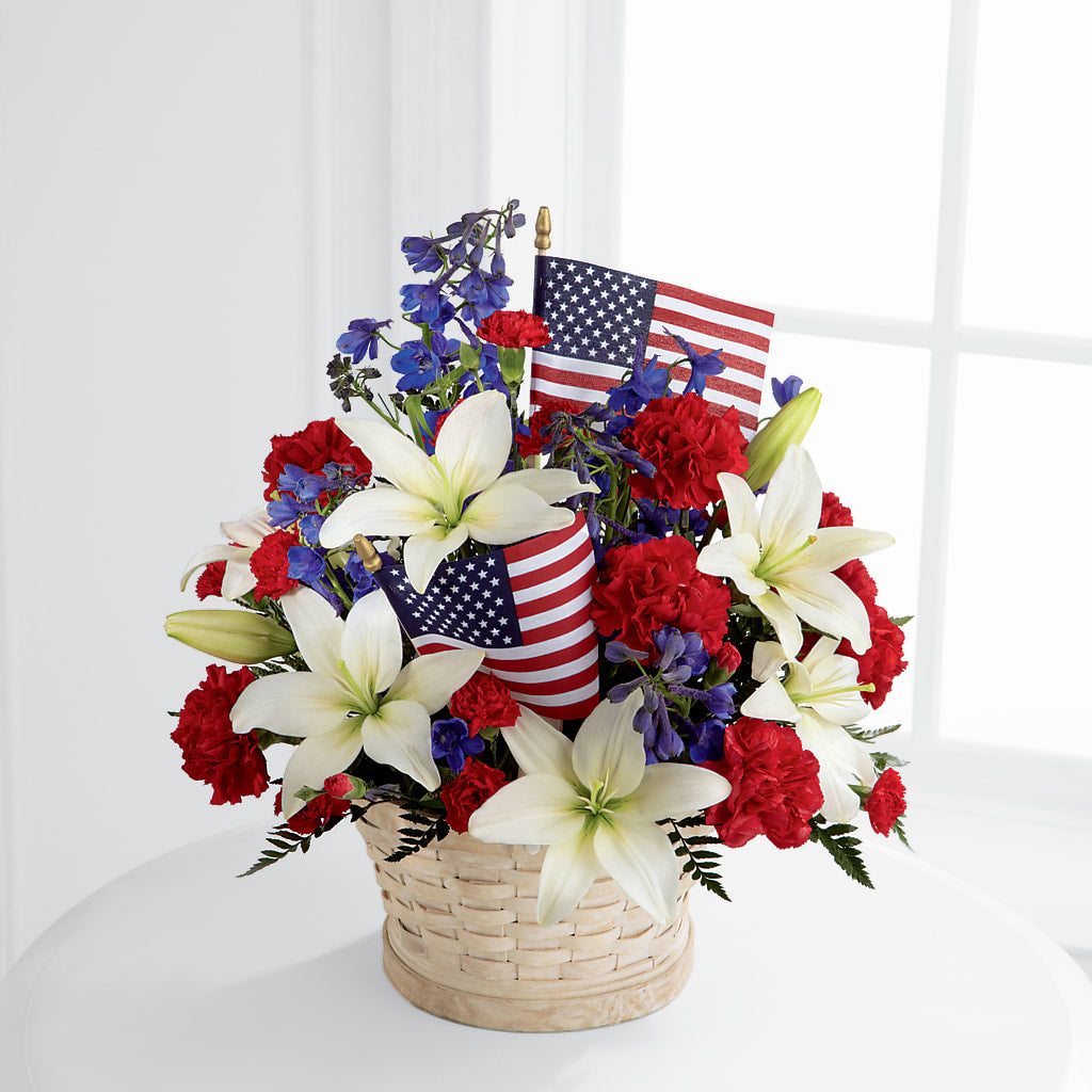 American Glory Bouquet – TREASURE HUT FLOWERS GIFTS & GHSES, Delavan WI