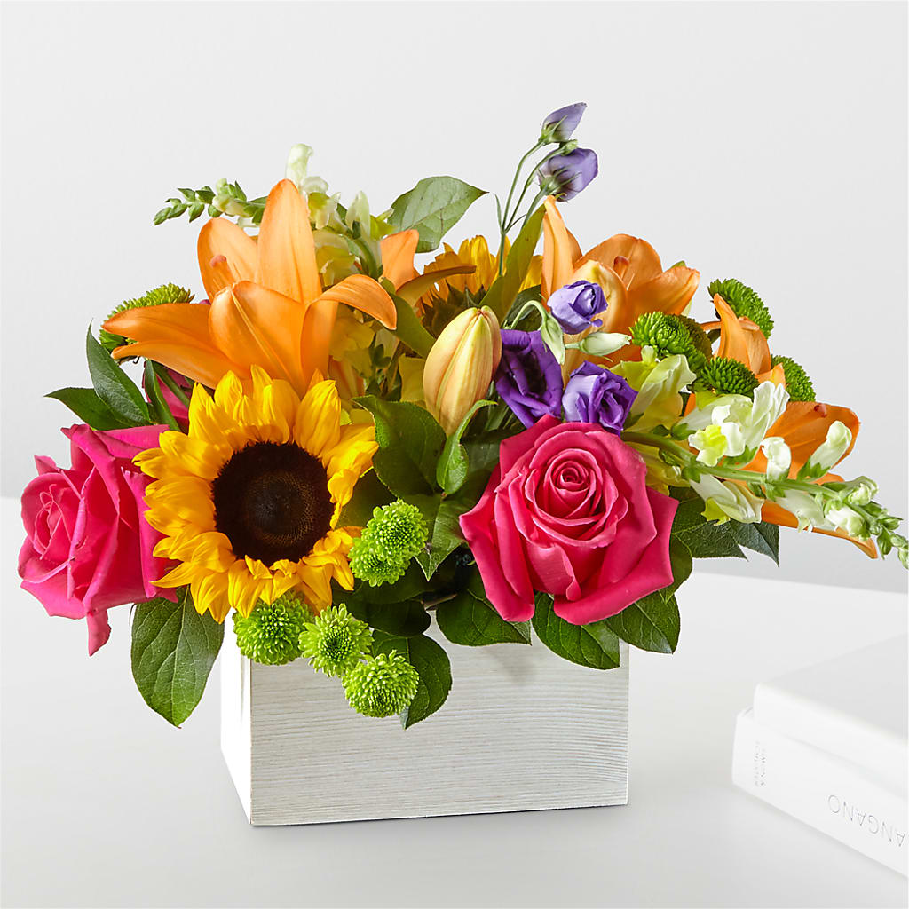 Best Day Box Bouquet – TREASURE HUT FLOWERS GIFTS & GHSES, Delavan WI