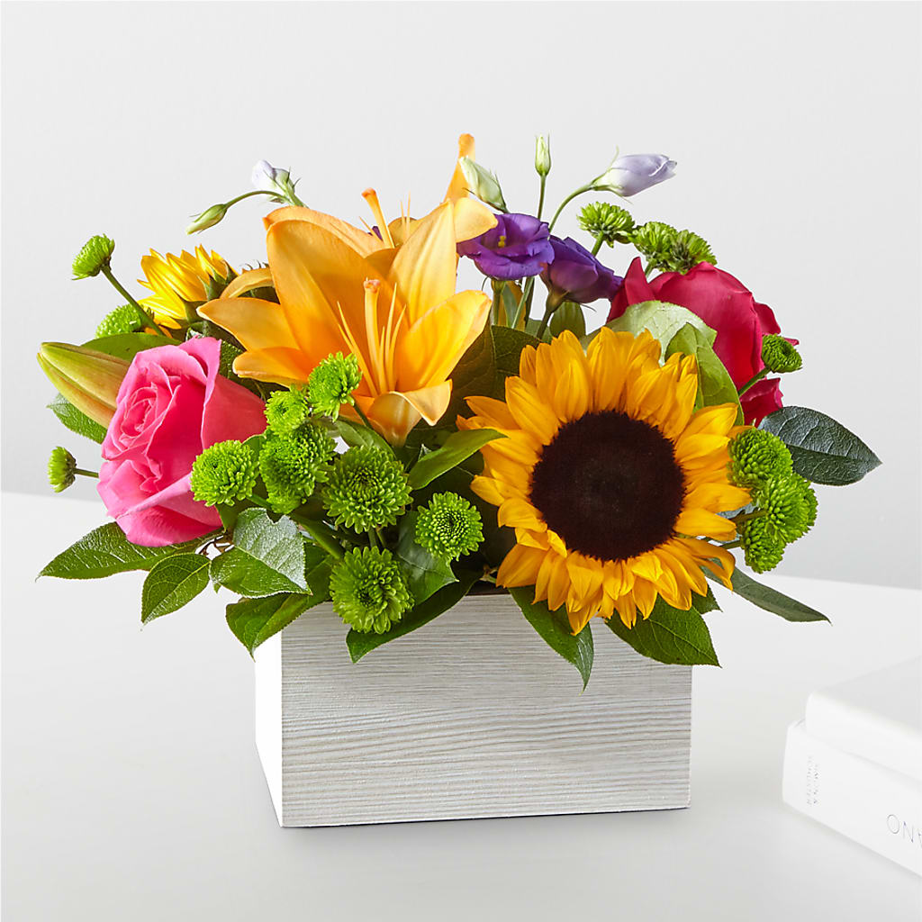 Best Day Box Bouquet – TREASURE HUT FLOWERS GIFTS & GHSES, Delavan WI