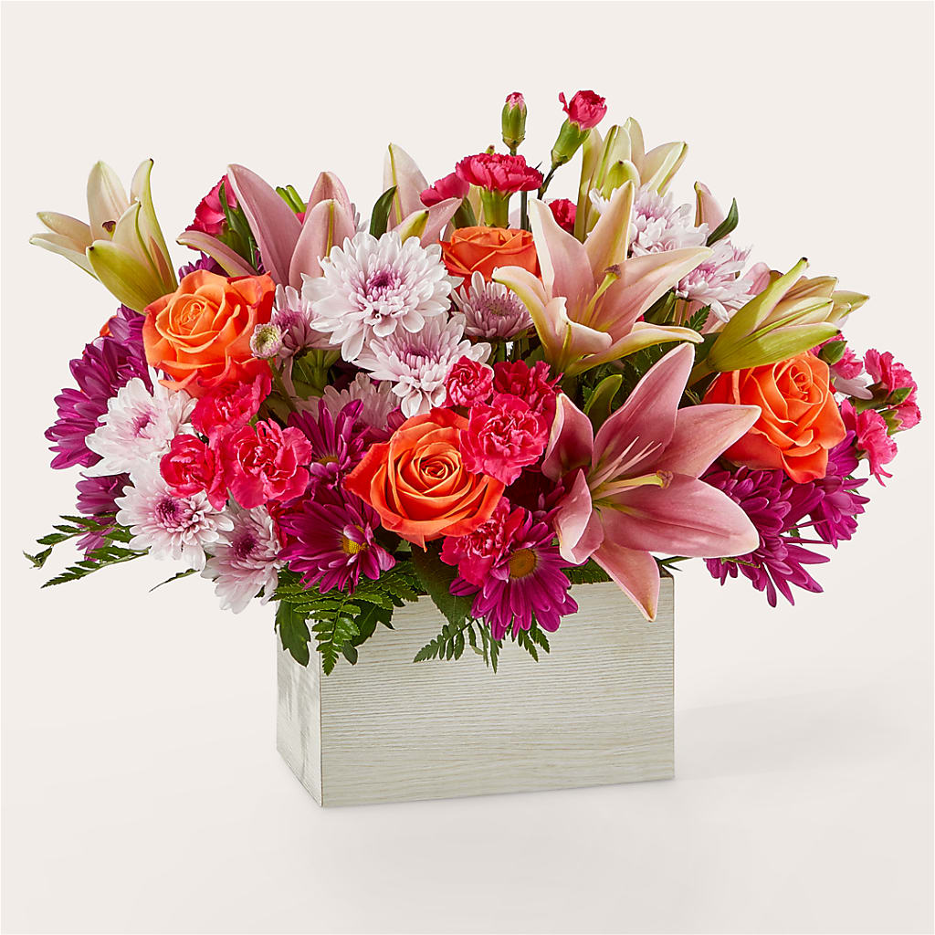 Light of My Life Box Bouquet – TREASURE HUT FLOWERS GIFTS & GHSES, Delavan WI