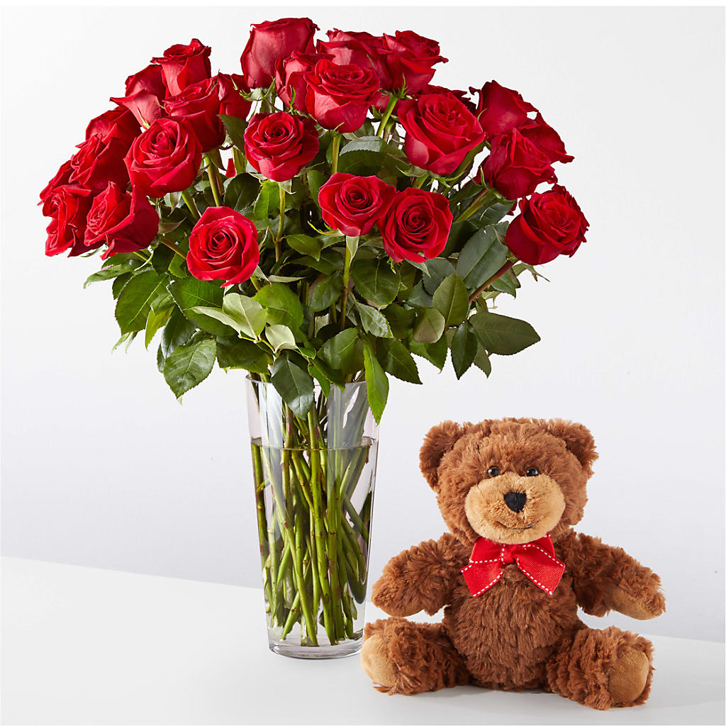 Romantic Long Stem Red Rose Bouquet Bundles – TREASURE HUT FLOWERS GIFTS & GHSES, Delavan WI