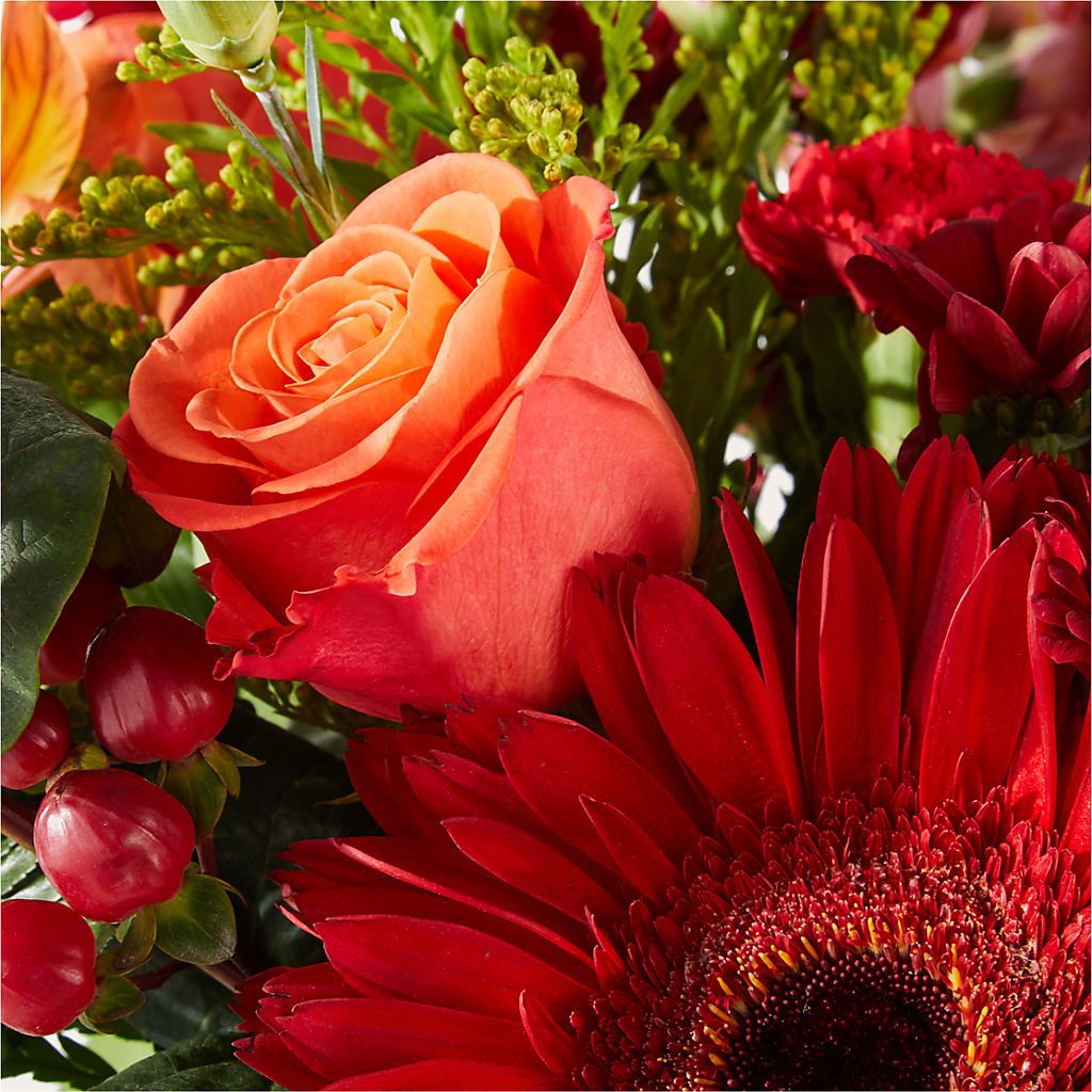 Sweater Season - A Florist Original – TREASURE HUT FLOWERS GIFTS & GHSES, Delavan WI