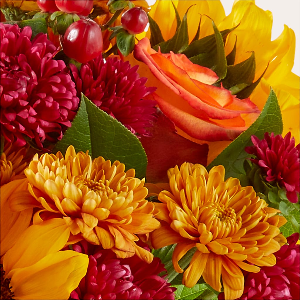 Sweater Season - A Florist Original – TREASURE HUT FLOWERS GIFTS & GHSES, Delavan WI