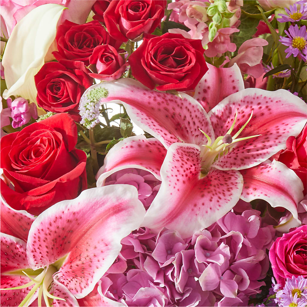 Better Together - A Luxury Florist Original – TREASURE HUT FLOWERS GIFTS & GHSES, Delavan WI