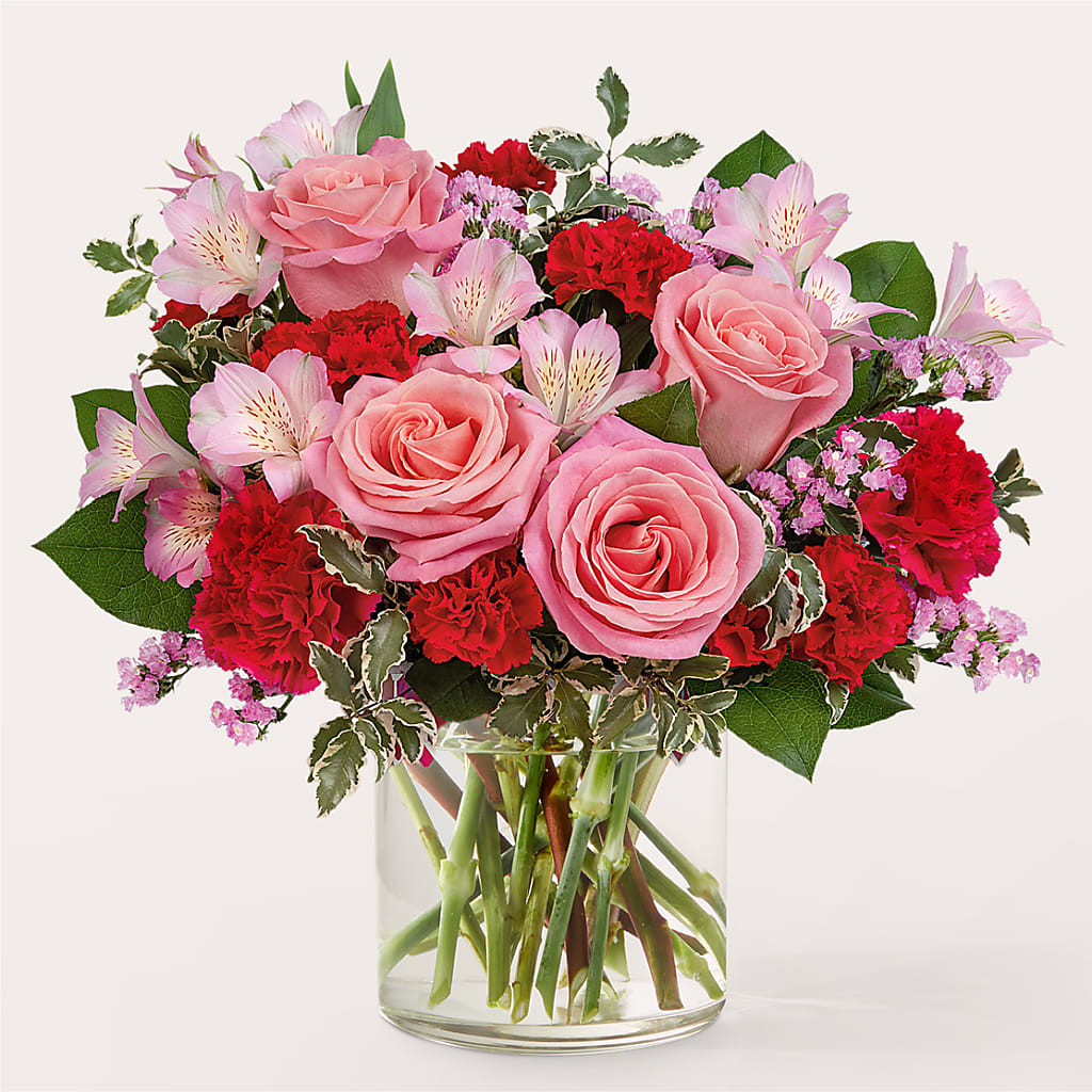 First Impressions Bouquet – TREASURE HUT FLOWERS GIFTS & GHSES, Delavan WI