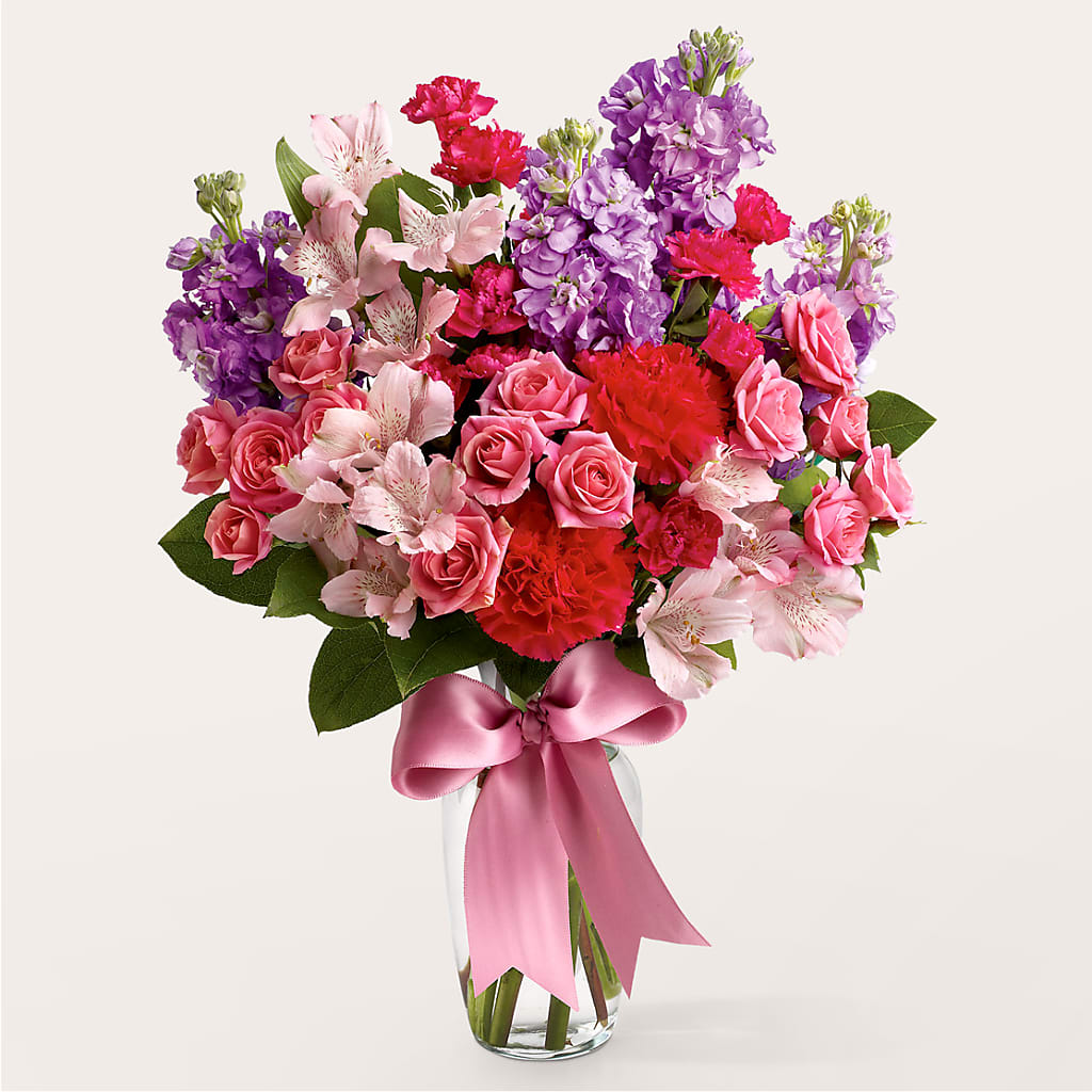 Main Character Bouquet – TREASURE HUT FLOWERS GIFTS & GHSES, Delavan WI