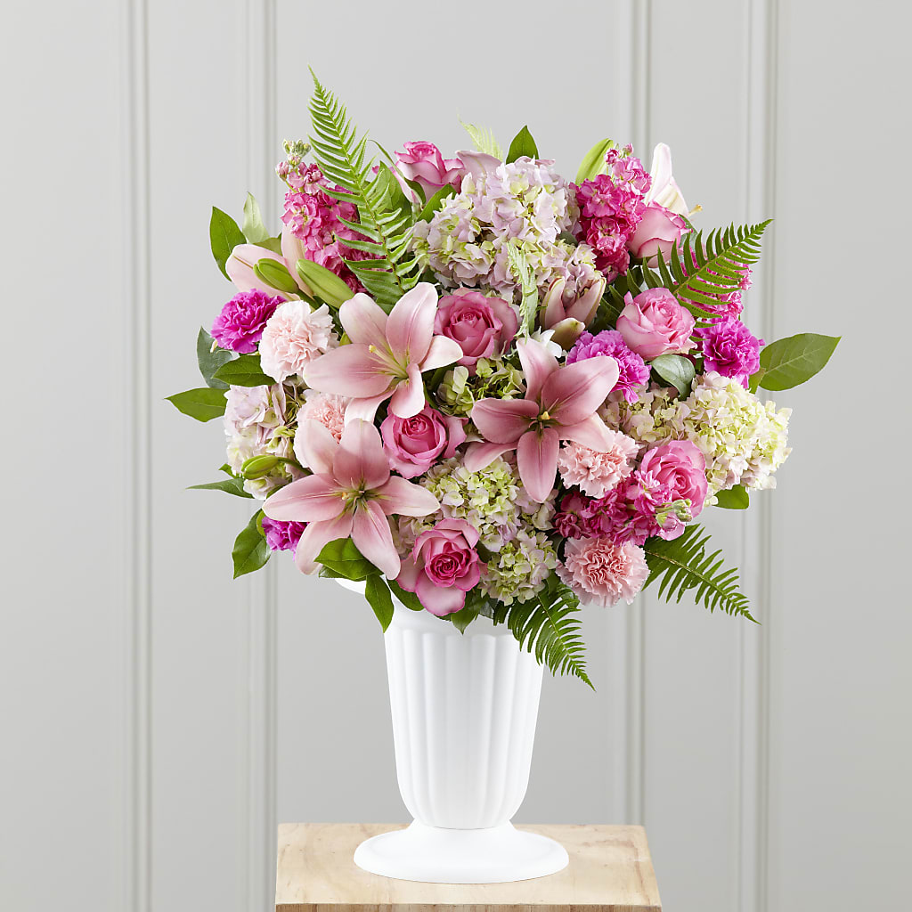 Never-Ending Love Arrangement – TREASURE HUT FLOWERS GIFTS & GHSES, Delavan WI