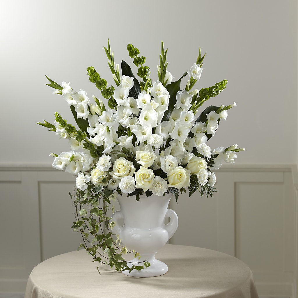 Fond Reflections Arrangement – TREASURE HUT FLOWERS GIFTS & GHSES, Delavan WI
