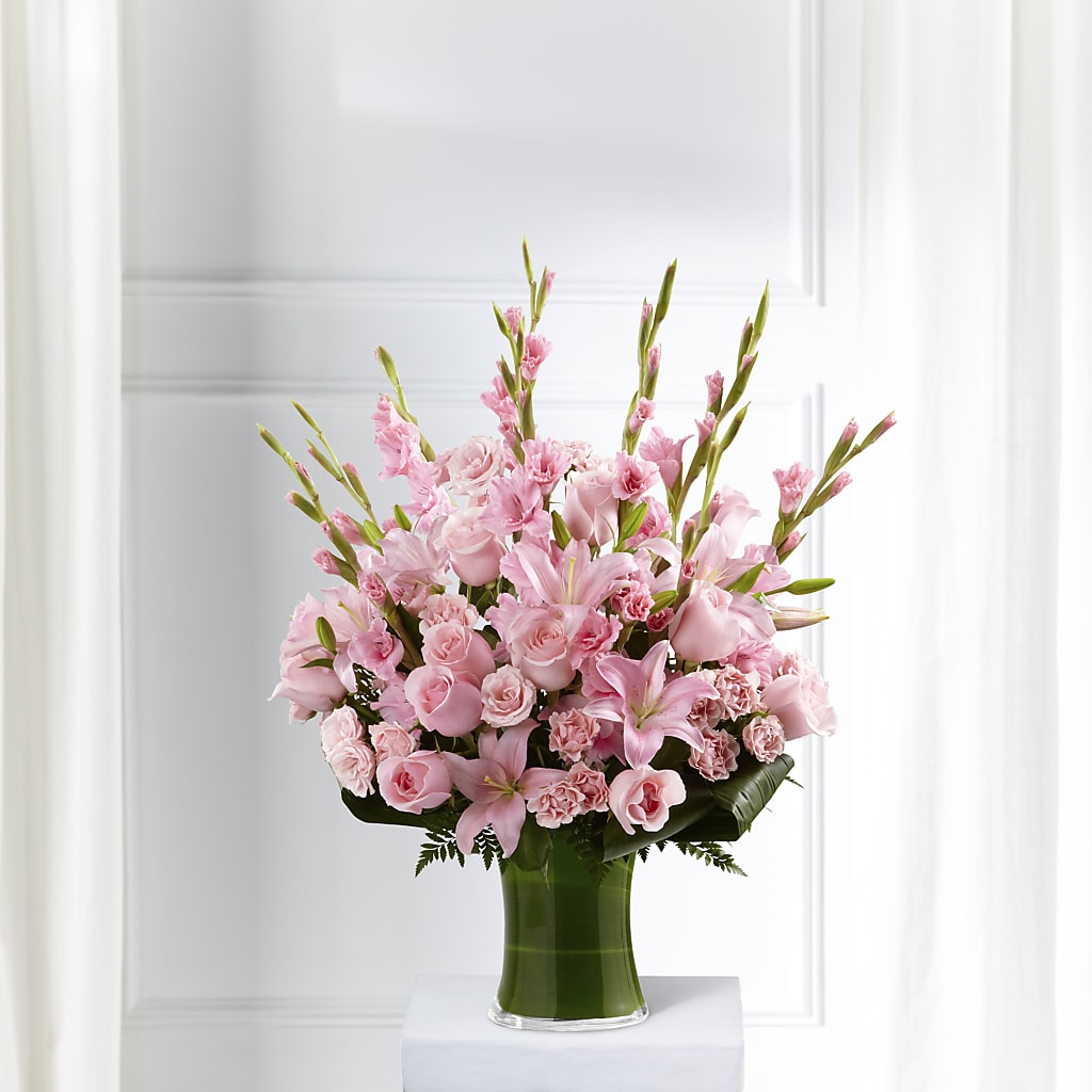 Lovely Tribute Bouquet – TREASURE HUT FLOWERS GIFTS & GHSES, Delavan WI