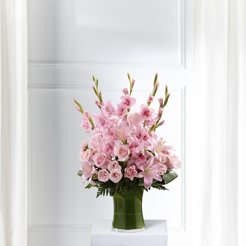 Lovely Tribute Bouquet – TREASURE HUT FLOWERS GIFTS & GHSES, Delavan WI