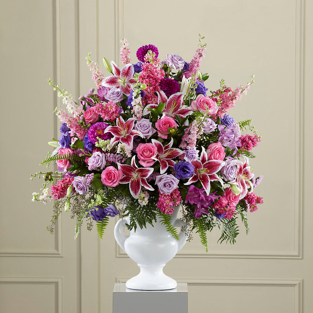 Peaceful Tribute Arrangement – TREASURE HUT FLOWERS GIFTS & GHSES, Delavan WI