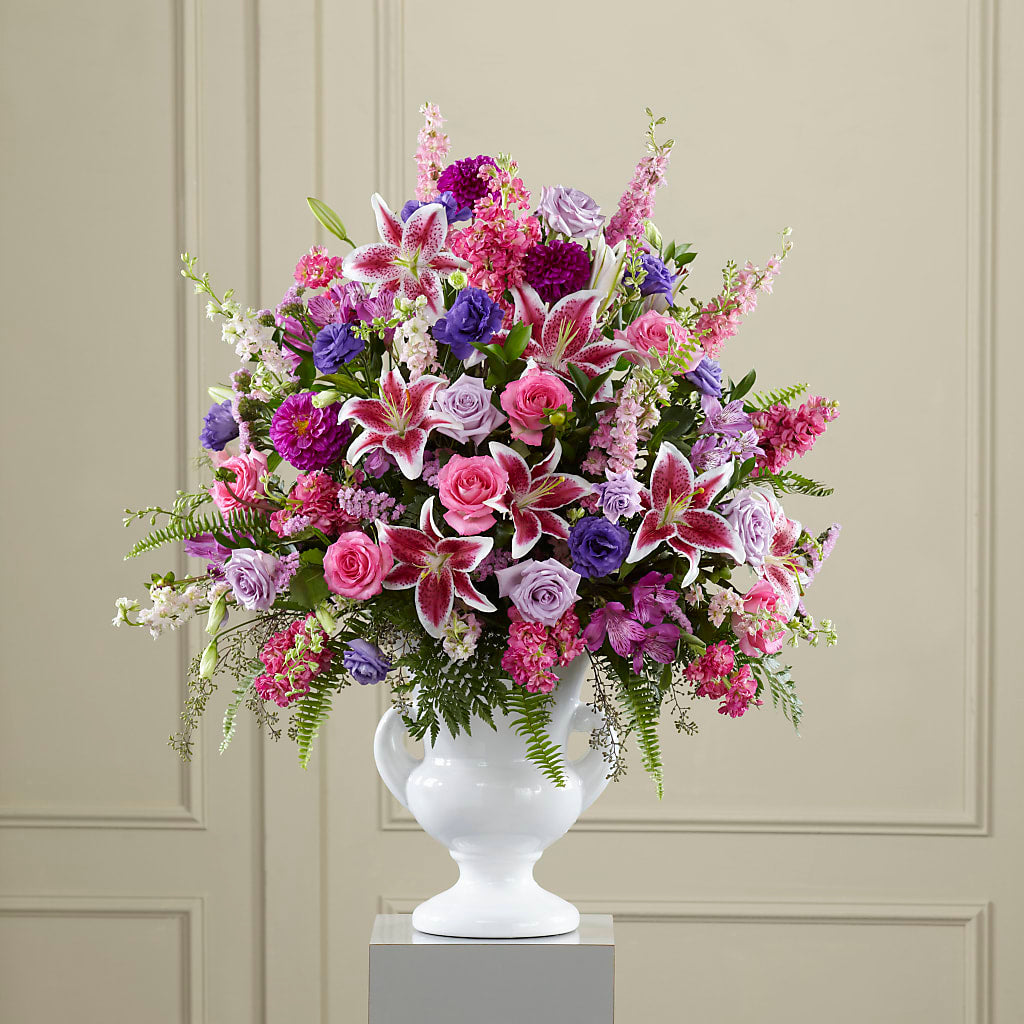 Peaceful Tribute Arrangement – TREASURE HUT FLOWERS GIFTS & GHSES, Delavan WI