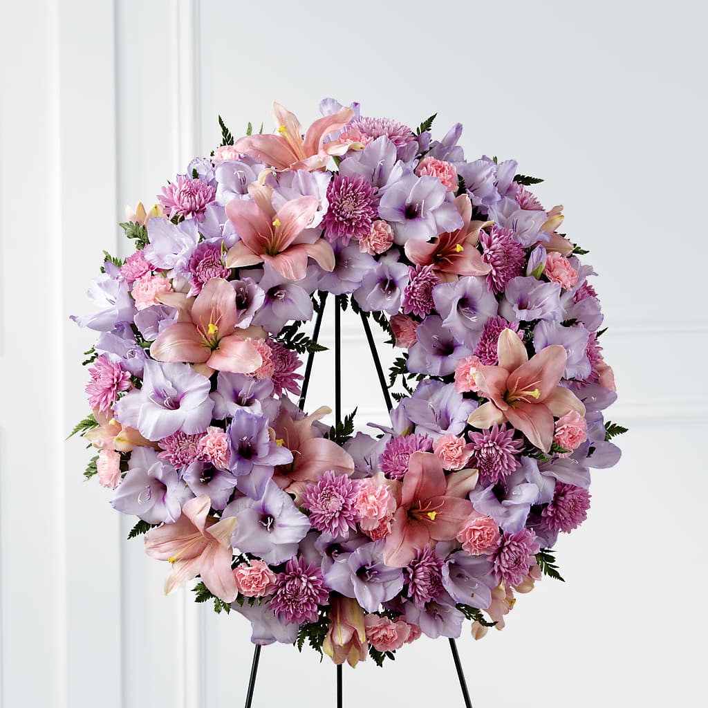 Beloved Friend Wreath – TREASURE HUT FLOWERS GIFTS & GHSES, Delavan WI