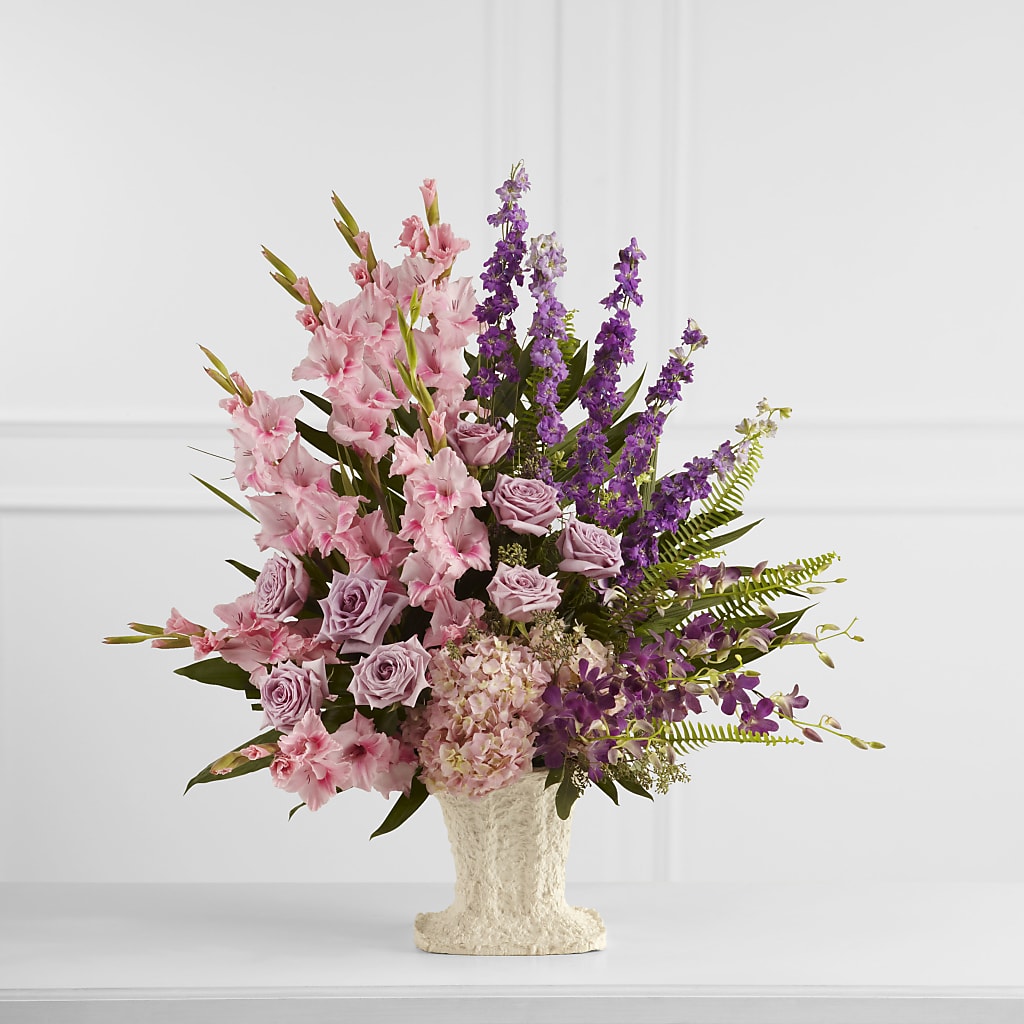 Flowing Garden Arrangement – TREASURE HUT FLOWERS GIFTS & GHSES, Delavan WI