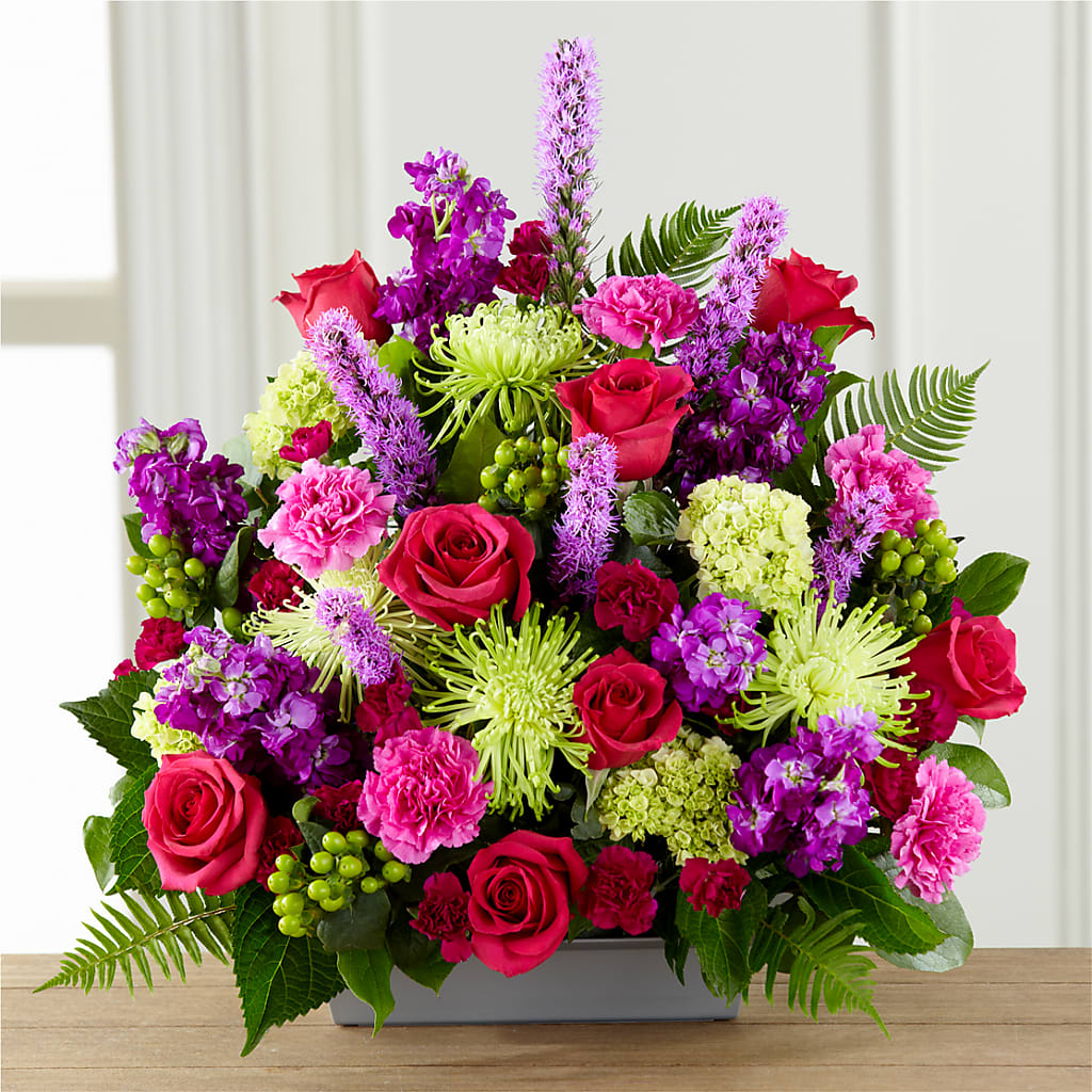 Warm Embrace Arrangement – TREASURE HUT FLOWERS GIFTS & GHSES, Delavan WI