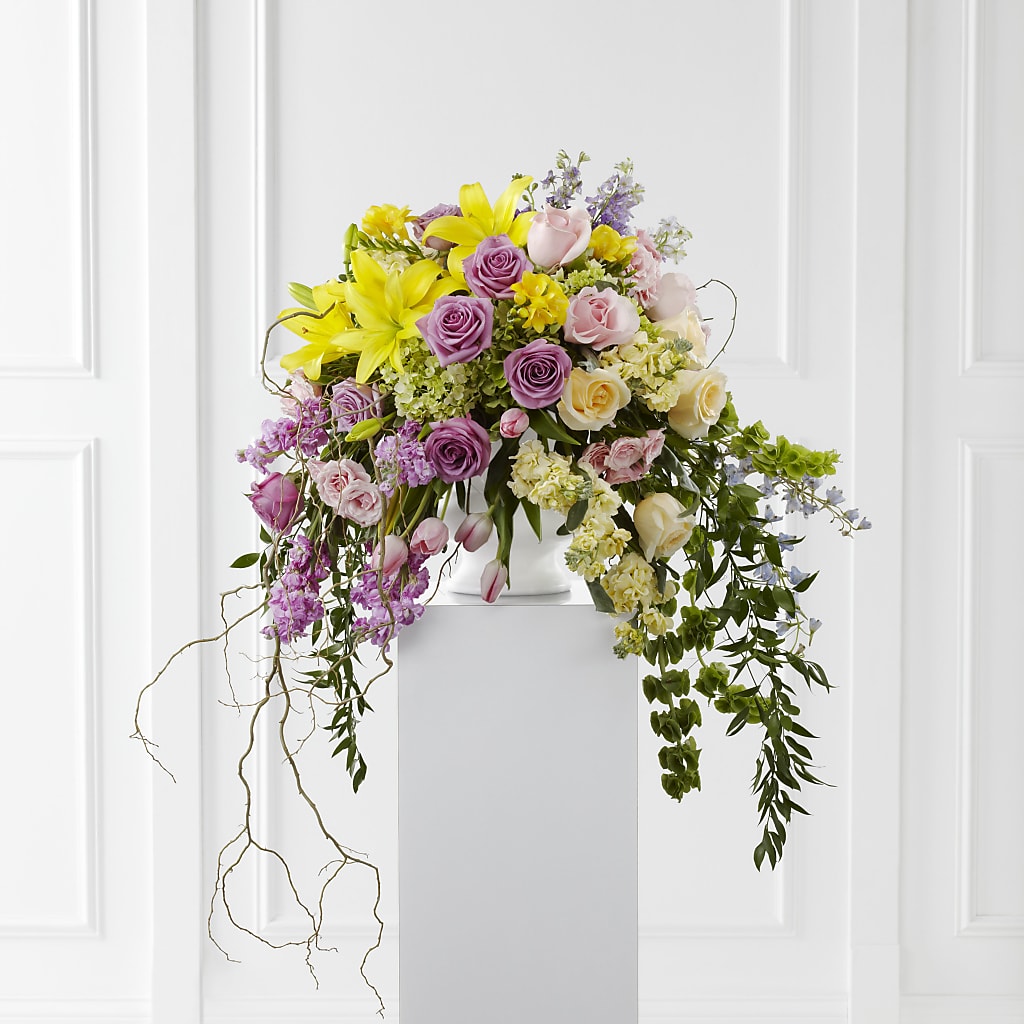 Display of Affection Arrangement – TREASURE HUT FLOWERS GIFTS & GHSES, Delavan WI