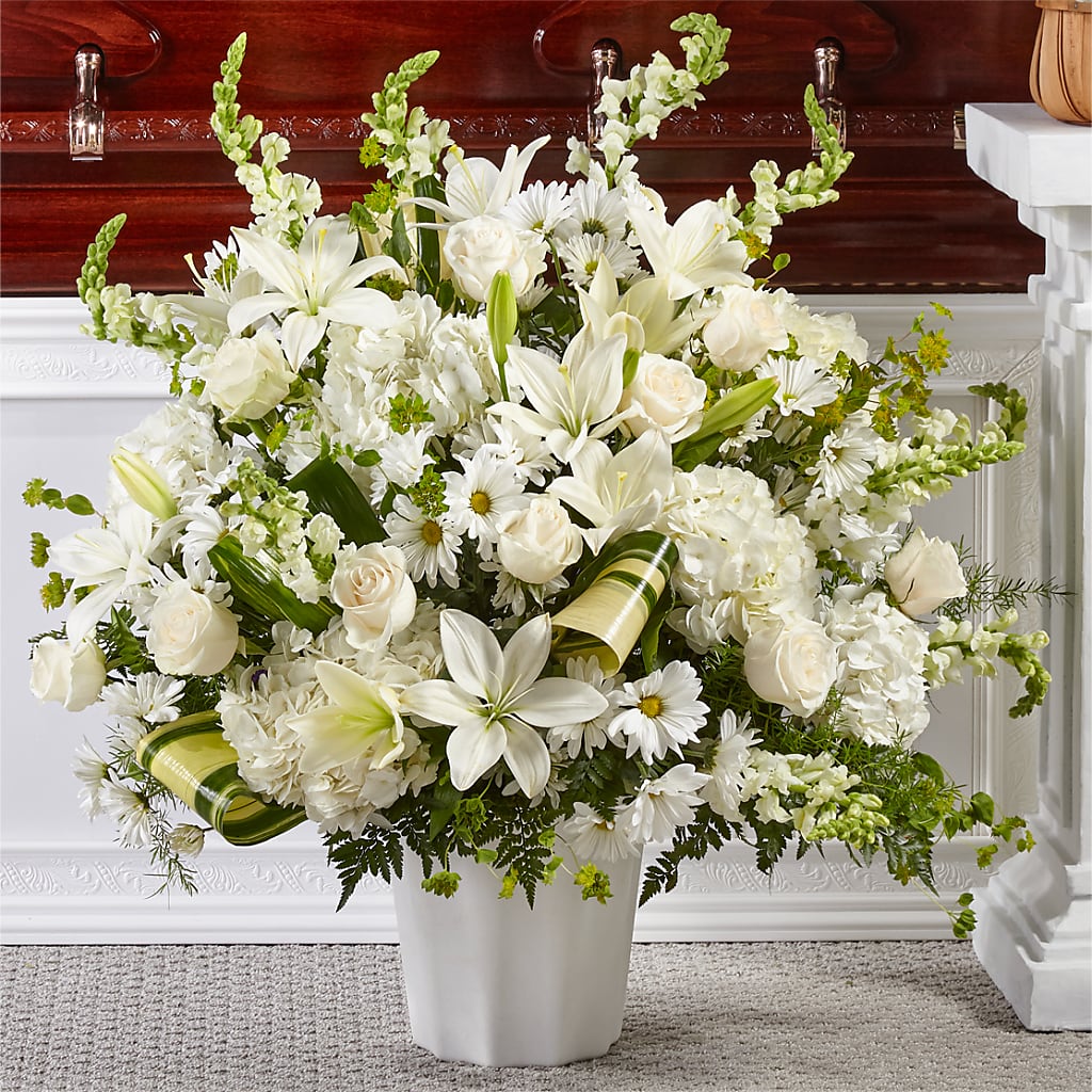 Thoughts of Tranquility Floor Basket – TREASURE HUT FLOWERS GIFTS & GHSES, Delavan WI