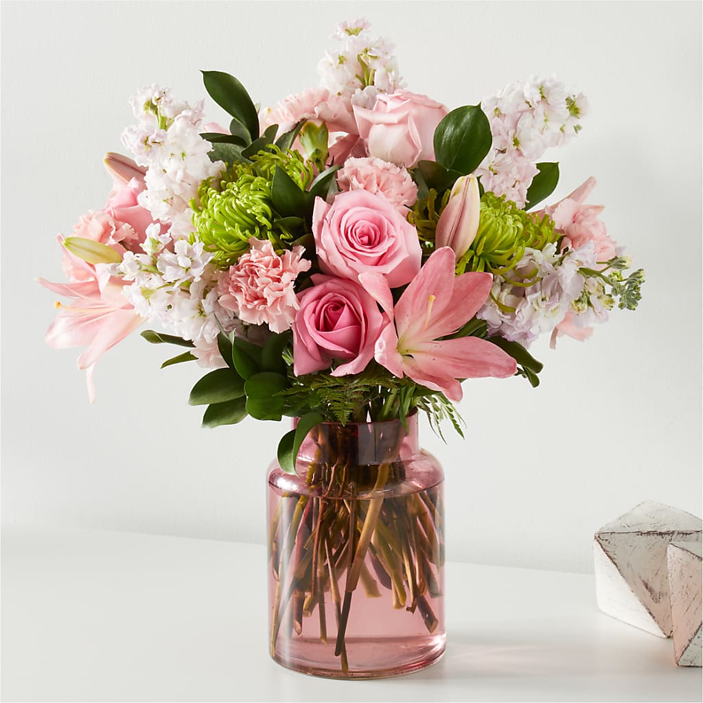 Pretty in Pink Bouquet – TREASURE HUT FLOWERS GIFTS & GHSES, Delavan WI