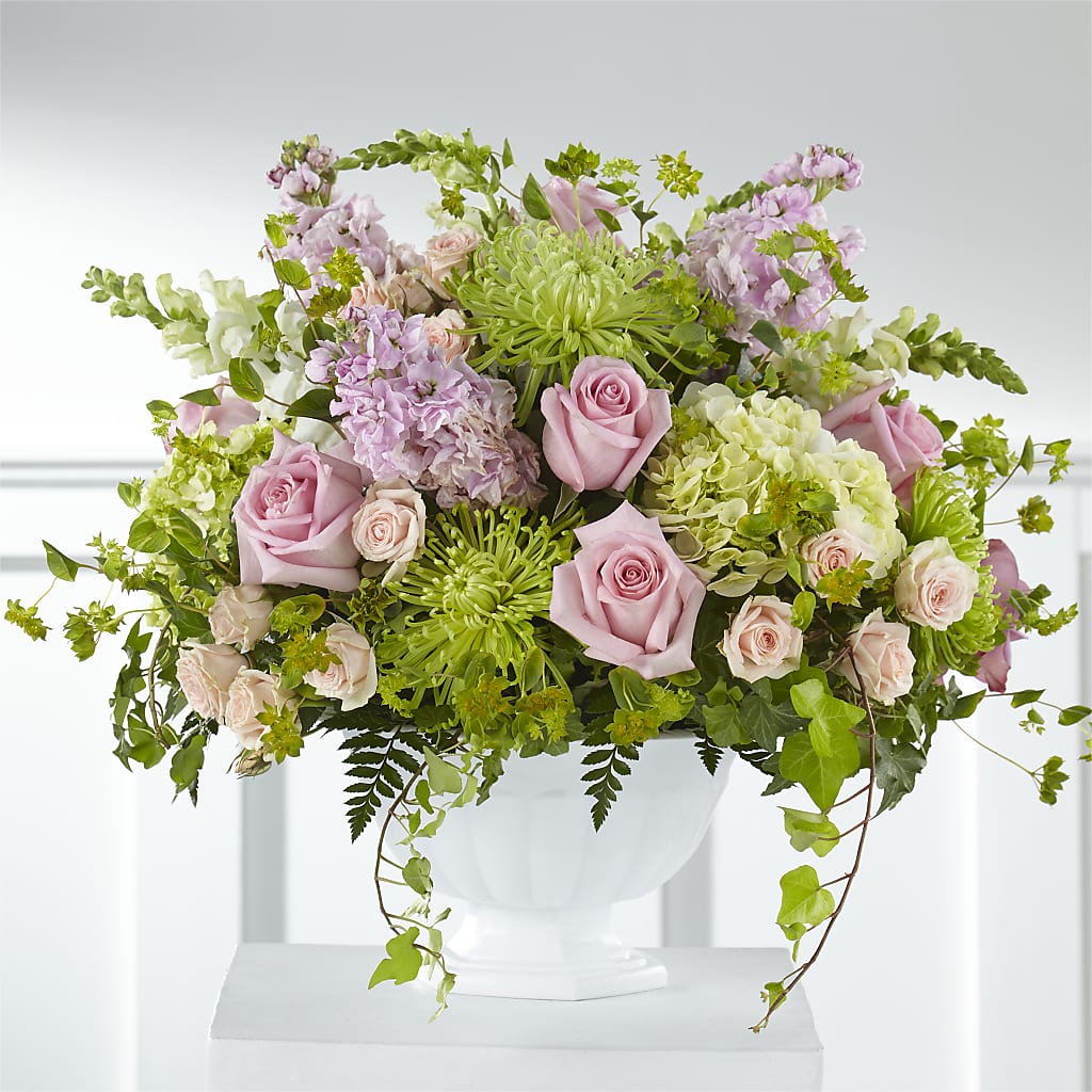 Radiant Embrace Arrangement – TREASURE HUT FLOWERS GIFTS & GHSES, Delavan WI
