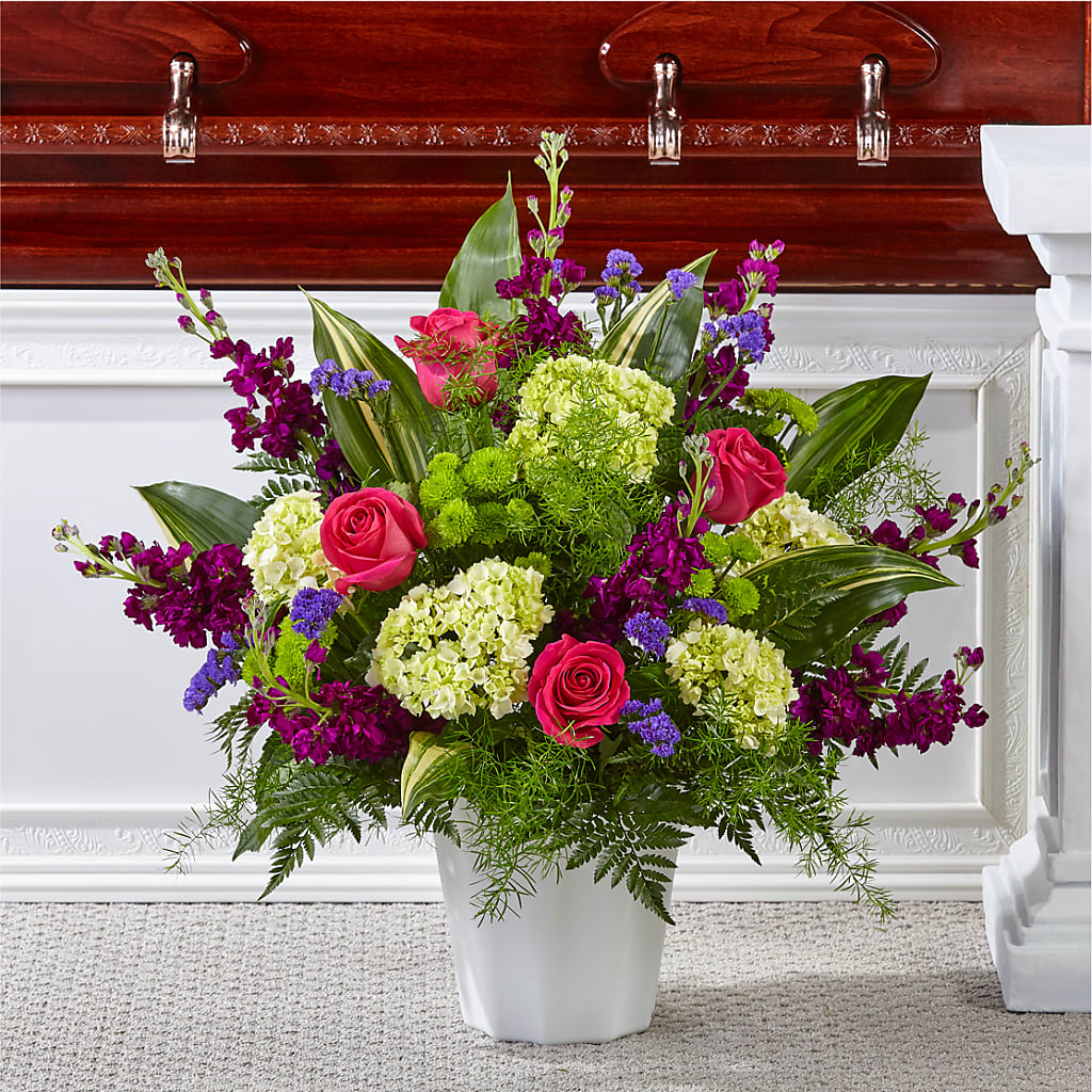 Beautiful Horizons Floor Basket – TREASURE HUT FLOWERS GIFTS & GHSES, Delavan WI