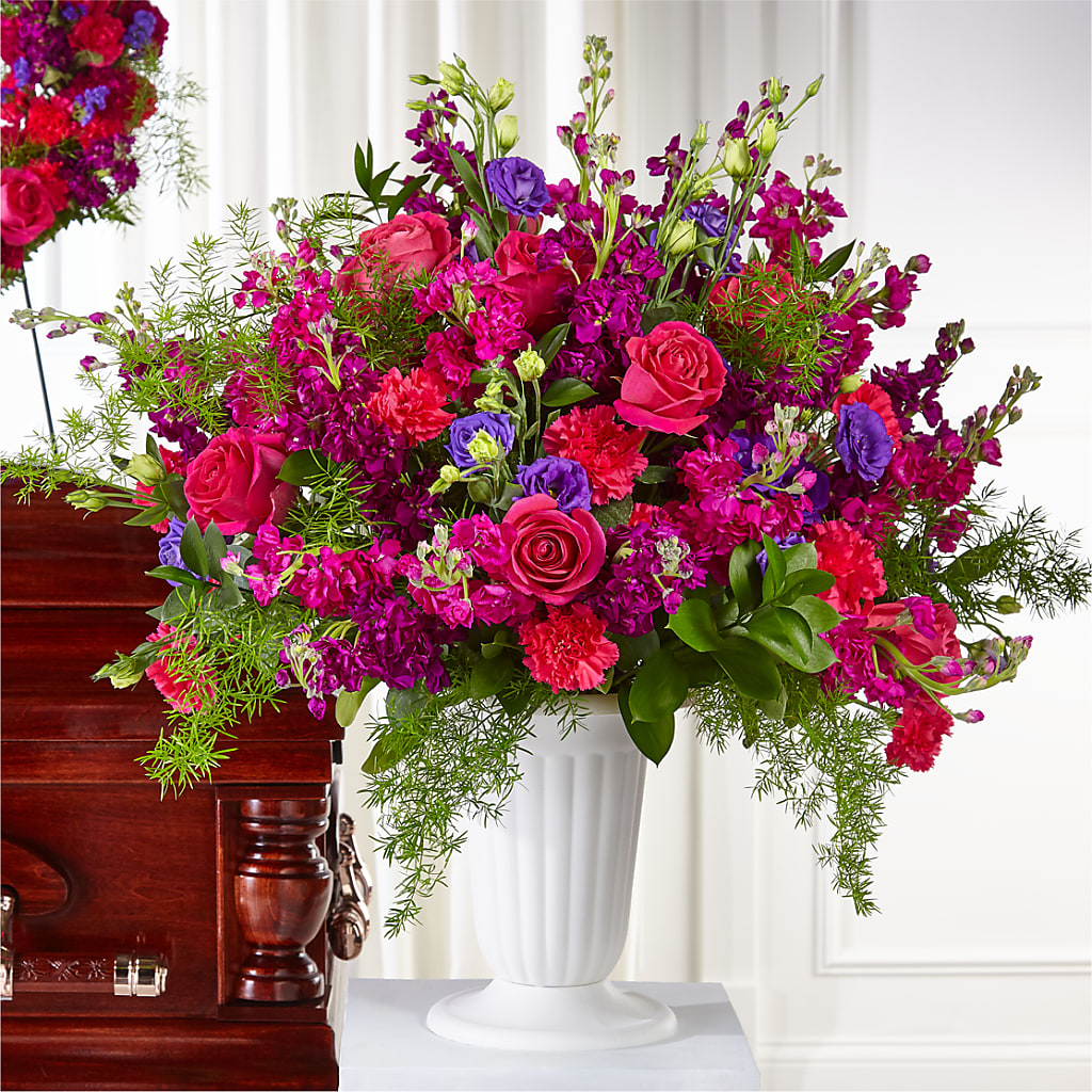 Eternal Day Arrangement – TREASURE HUT FLOWERS GIFTS & GHSES, Delavan WI