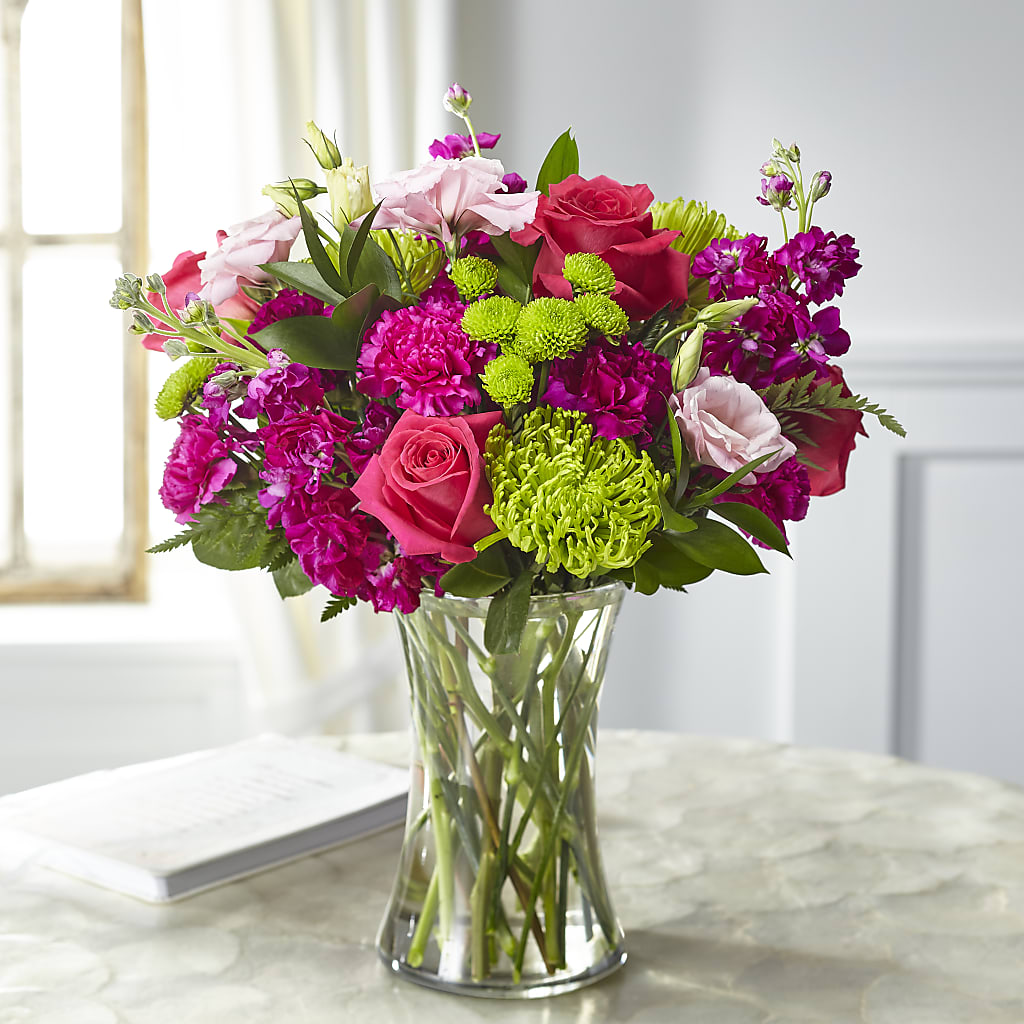 Everlasting Embrace Bouquet – TREASURE HUT FLOWERS GIFTS & GHSES, Delavan WI