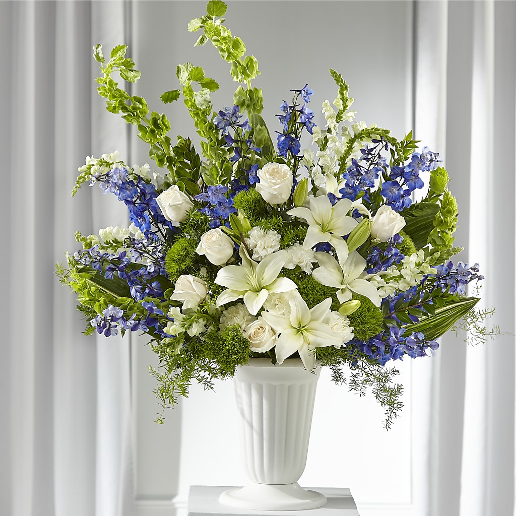Heartfelt Hope Arrangement – TREASURE HUT FLOWERS GIFTS & GHSES, Delavan WI