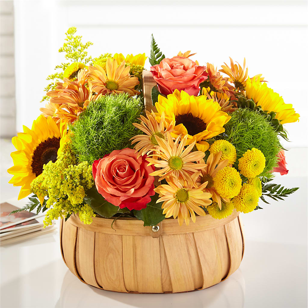 Harvest Sunflower Basket – TREASURE HUT FLOWERS GIFTS & GHSES, Delavan WI