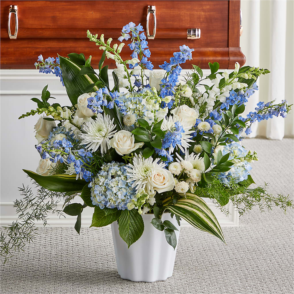 Everlasting Memories Floor Basket – TREASURE HUT FLOWERS GIFTS & GHSES, Delavan WI
