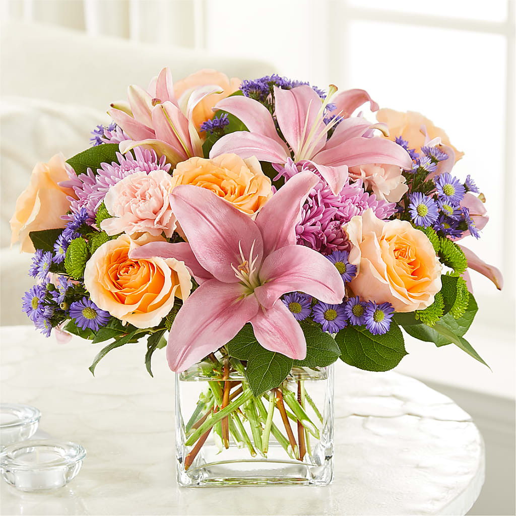 Delicate Details Bouquet – TREASURE HUT FLOWERS GIFTS & GHSES, Delavan WI