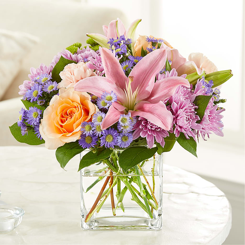 Delicate Details Bouquet – TREASURE HUT FLOWERS GIFTS & GHSES, Delavan WI