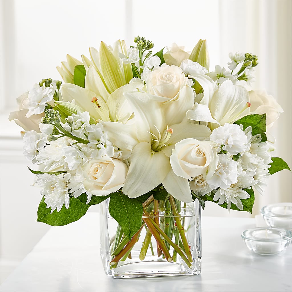 Gentle Breeze Bouquet – TREASURE HUT FLOWERS GIFTS & GHSES, Delavan WI