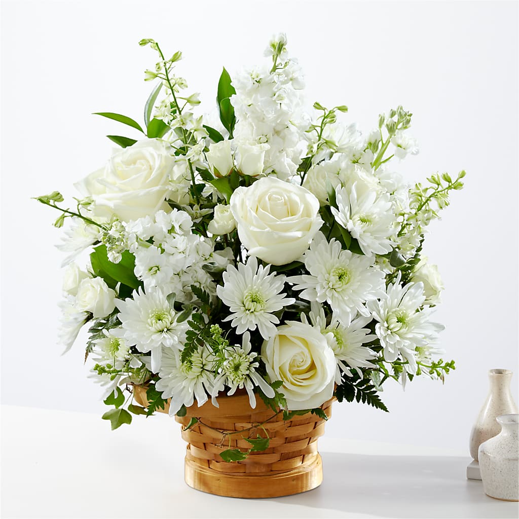 Heartfelt Condolences Arrangement – TREASURE HUT FLOWERS GIFTS & GHSES, Delavan WI
