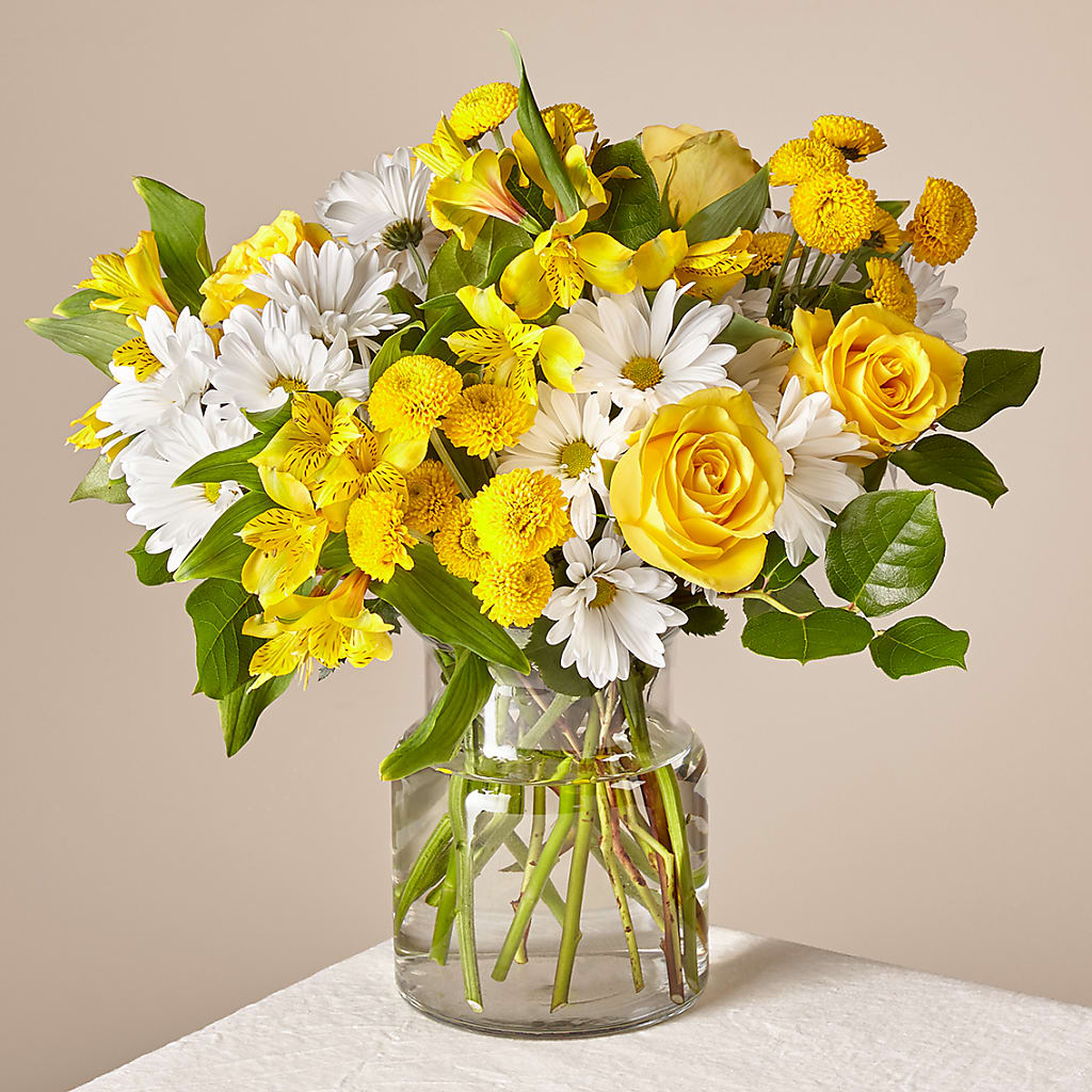 Sunny Sentiments Bouquet – TREASURE HUT FLOWERS GIFTS & GHSES, Delavan WI