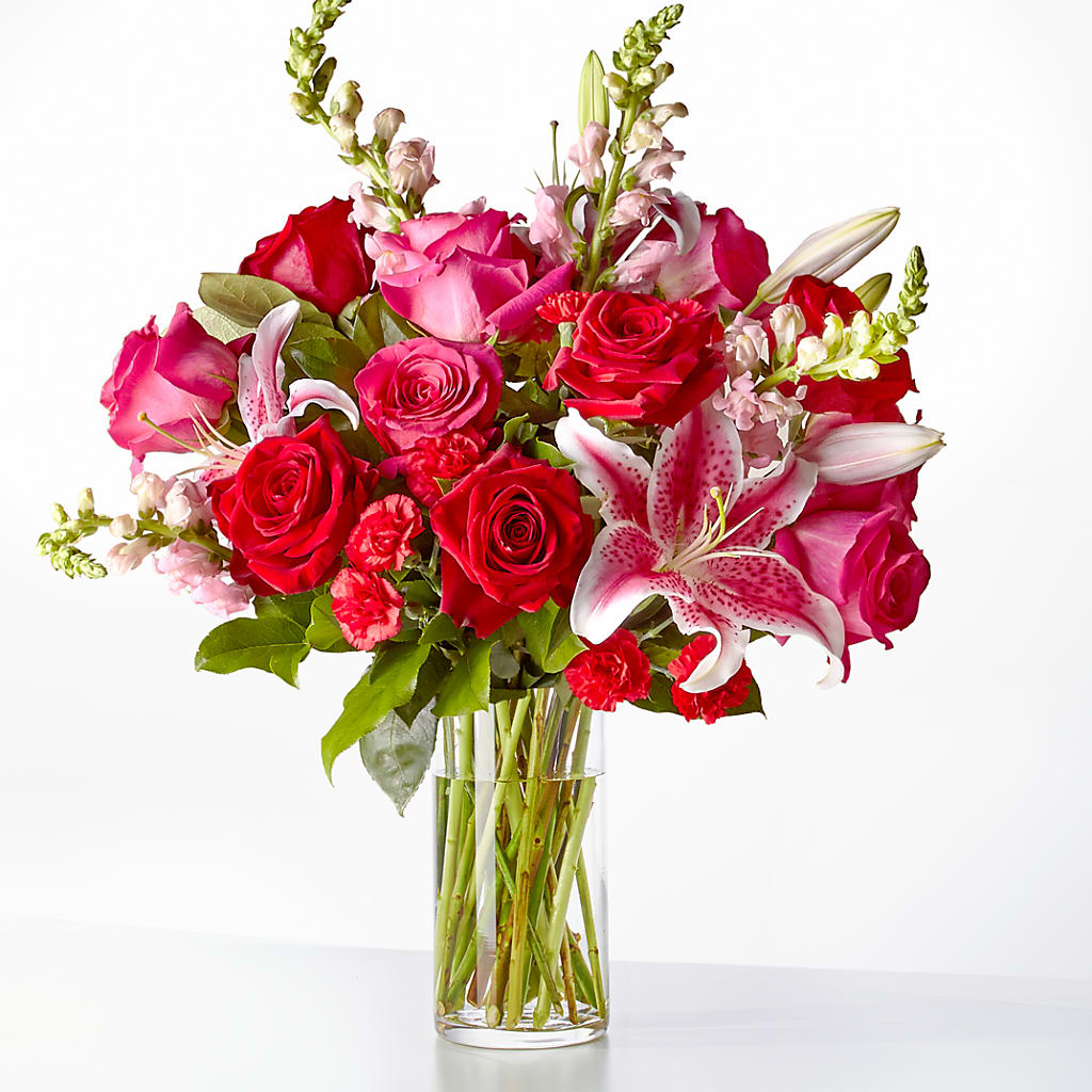 Love at First Sight Bouquet – TREASURE HUT FLOWERS GIFTS & GHSES, Delavan WI