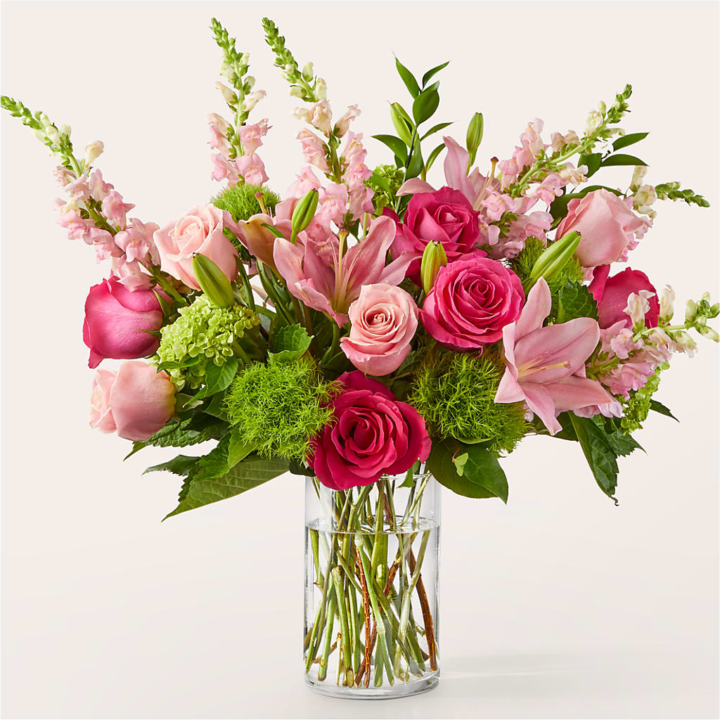 Fit for a Queen Luxury Bouquet – TREASURE HUT FLOWERS GIFTS & GHSES, Delavan WI