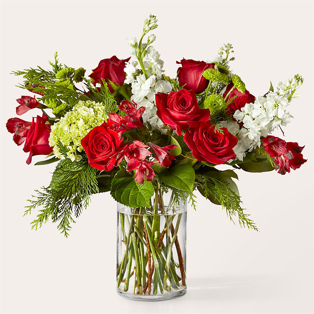 Tree Shopping Bouquet – TREASURE HUT FLOWERS GIFTS & GHSES, Delavan WI