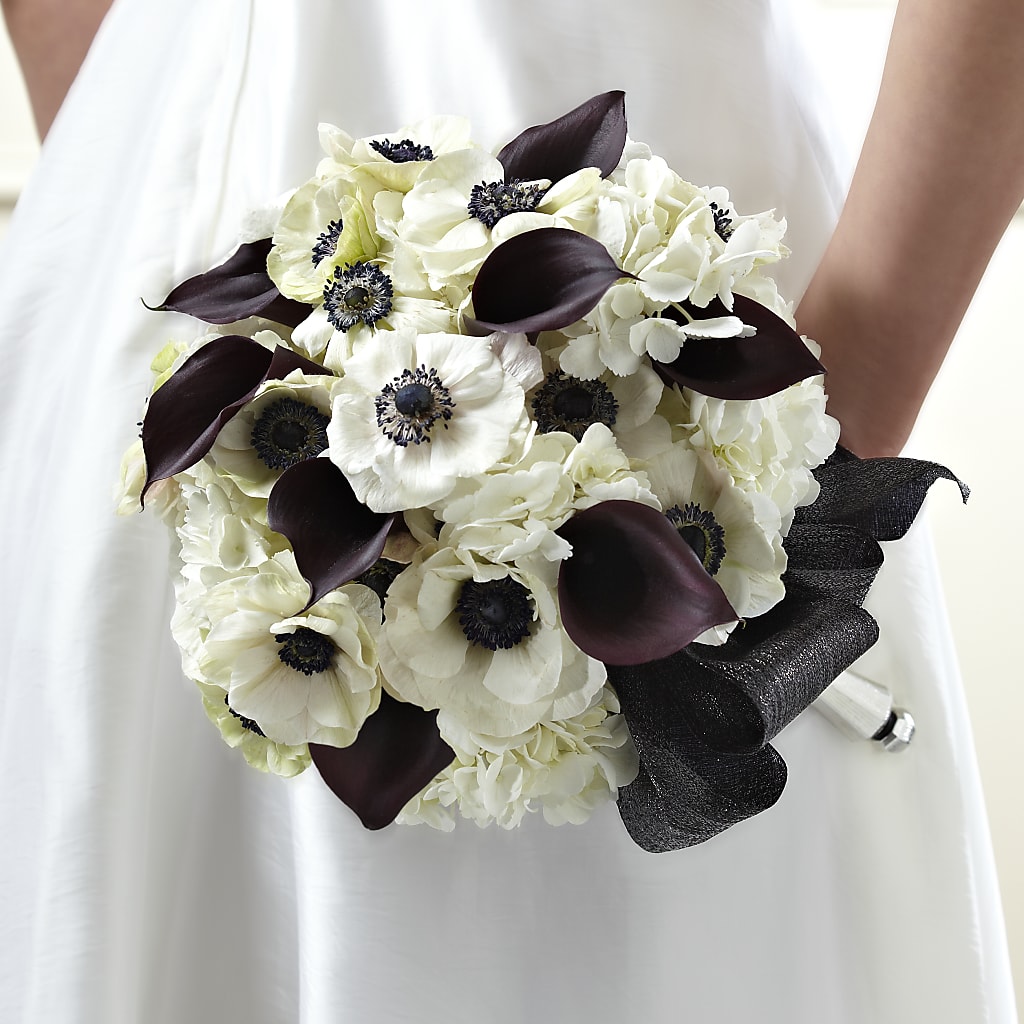 To Have and To Hold Bouquet – TREASURE HUT FLOWERS GIFTS & GHSES, Delavan WI