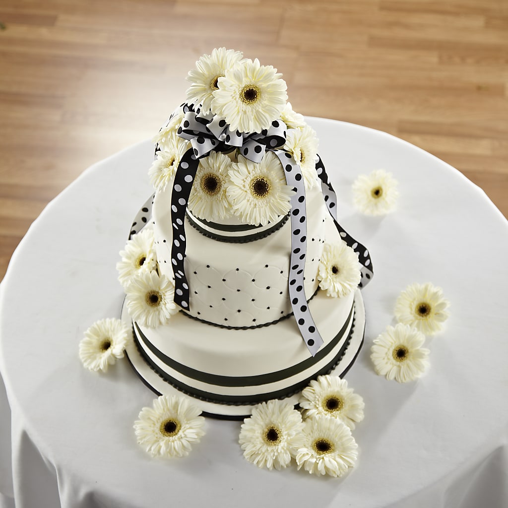 Simple Sophistication Cake Décor – TREASURE HUT FLOWERS GIFTS & GHSES, Delavan WI