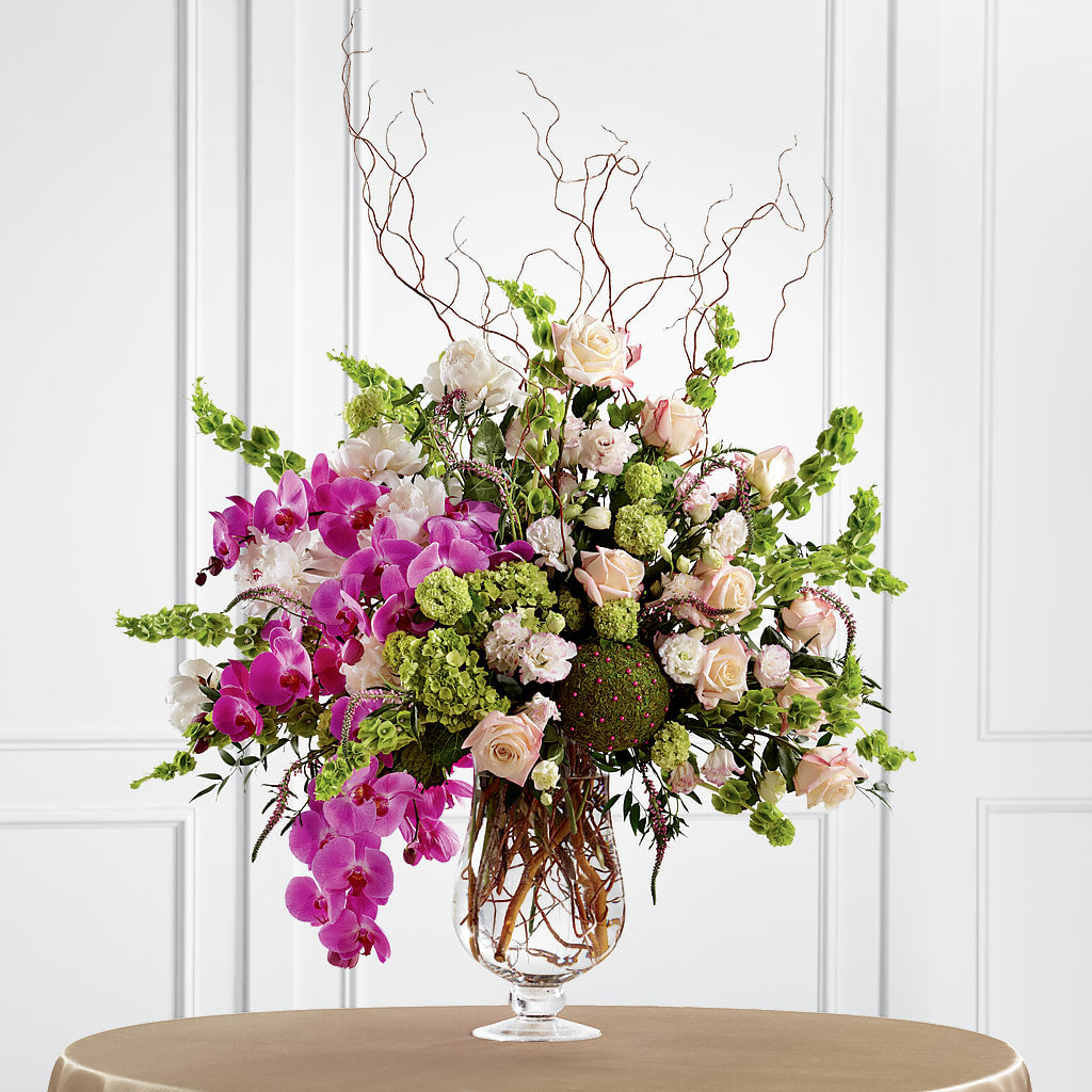 Soft Sophistication Arrangement – TREASURE HUT FLOWERS GIFTS & GHSES, Delavan WI