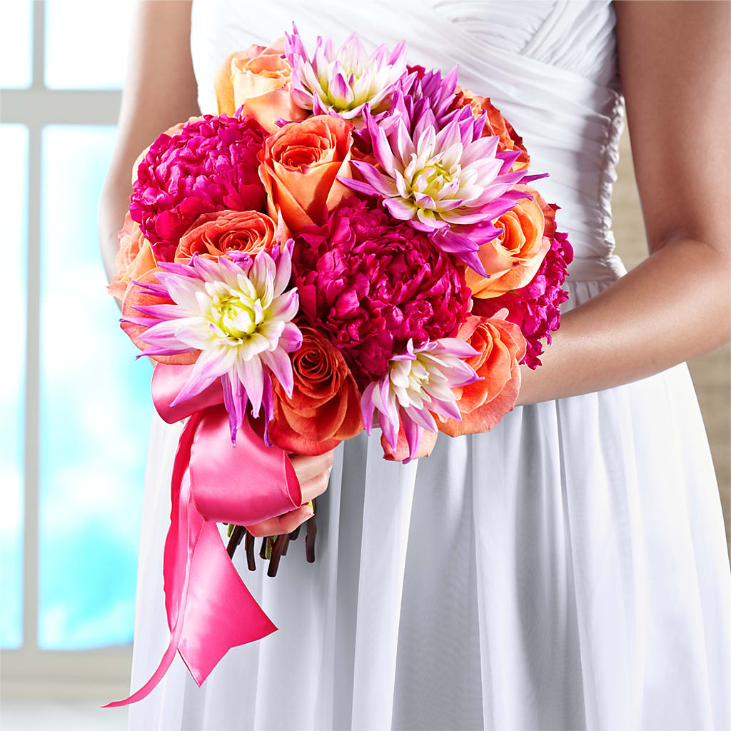 New Love Bouquet – TREASURE HUT FLOWERS GIFTS & GHSES, Delavan WI