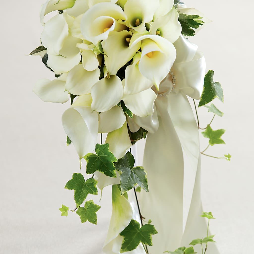 White Chapel Bouquet – TREASURE HUT FLOWERS GIFTS & GHSES, Delavan WI