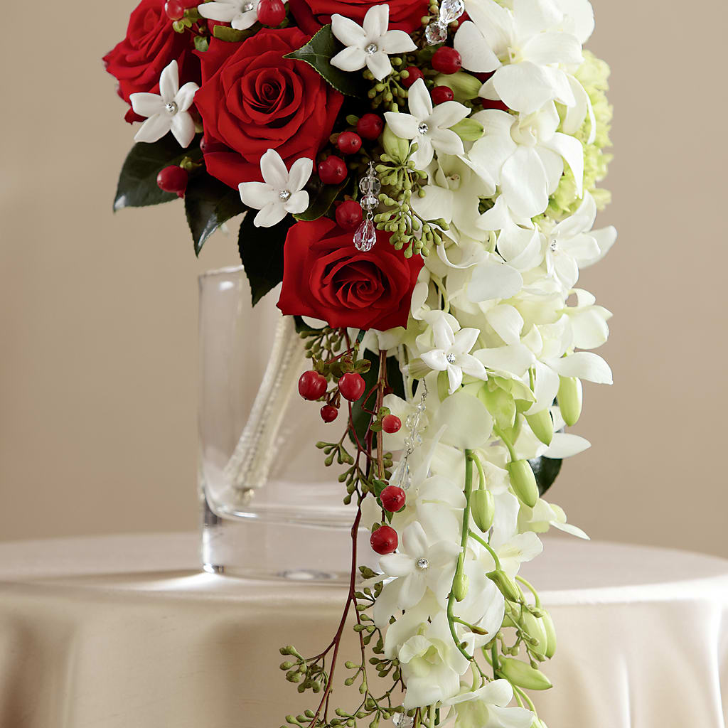 Here Comes the Bride Bouquet – TREASURE HUT FLOWERS GIFTS & GHSES, Delavan WI