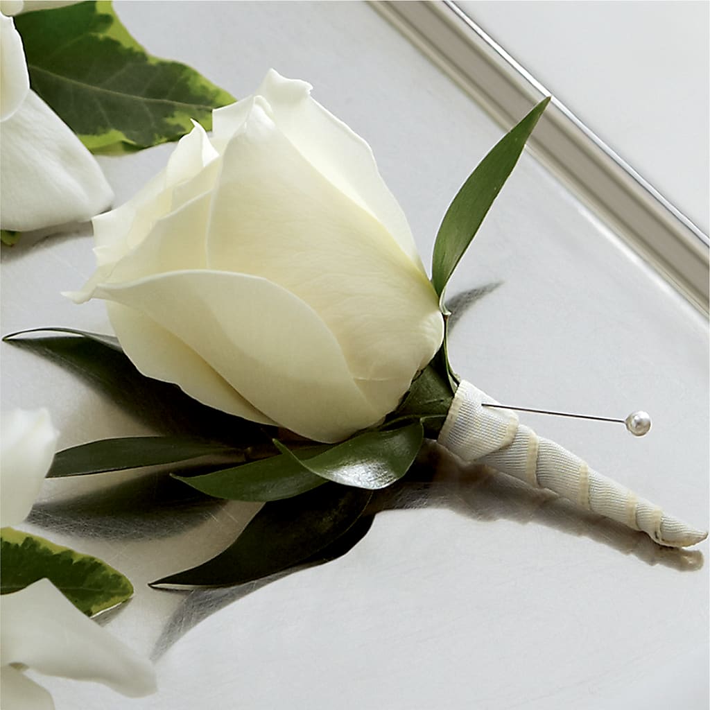 White Rose Boutonniere – TREASURE HUT FLOWERS GIFTS & GHSES, Delavan WI