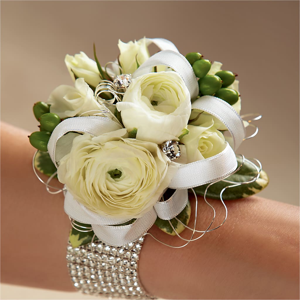 White Wedding Corsage – TREASURE HUT FLOWERS GIFTS & GHSES, Delavan WI
