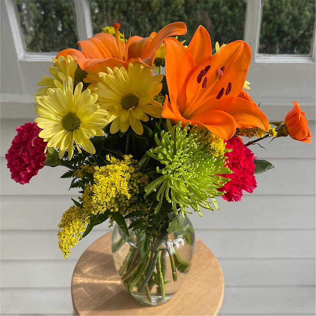 Bold & Bright – A Florist Original – TREASURE HUT FLOWERS GIFTS & GHSES, Delavan WI
