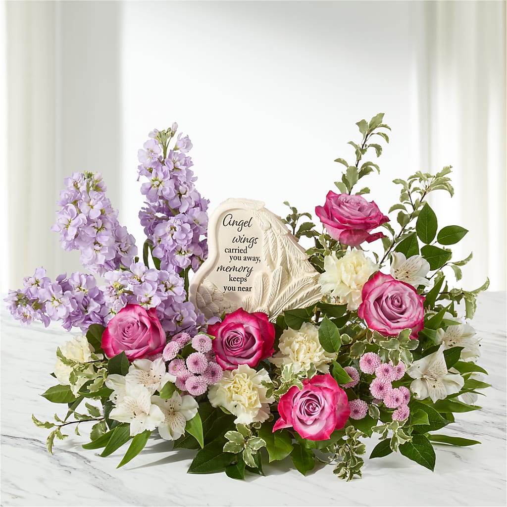 In My Heart Arrangement – TREASURE HUT FLOWERS GIFTS & GHSES, Delavan WI