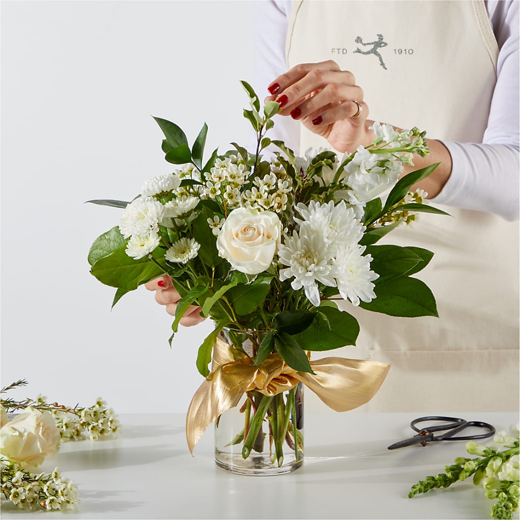 New Beginnings – A Florist Original – TREASURE HUT FLOWERS GIFTS & GHSES, Delavan WI