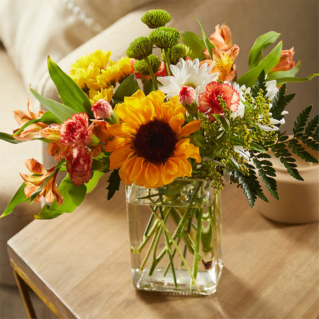 Fall Delight – A Florist Original – TREASURE HUT FLOWERS GIFTS & GHSES, Delavan WI