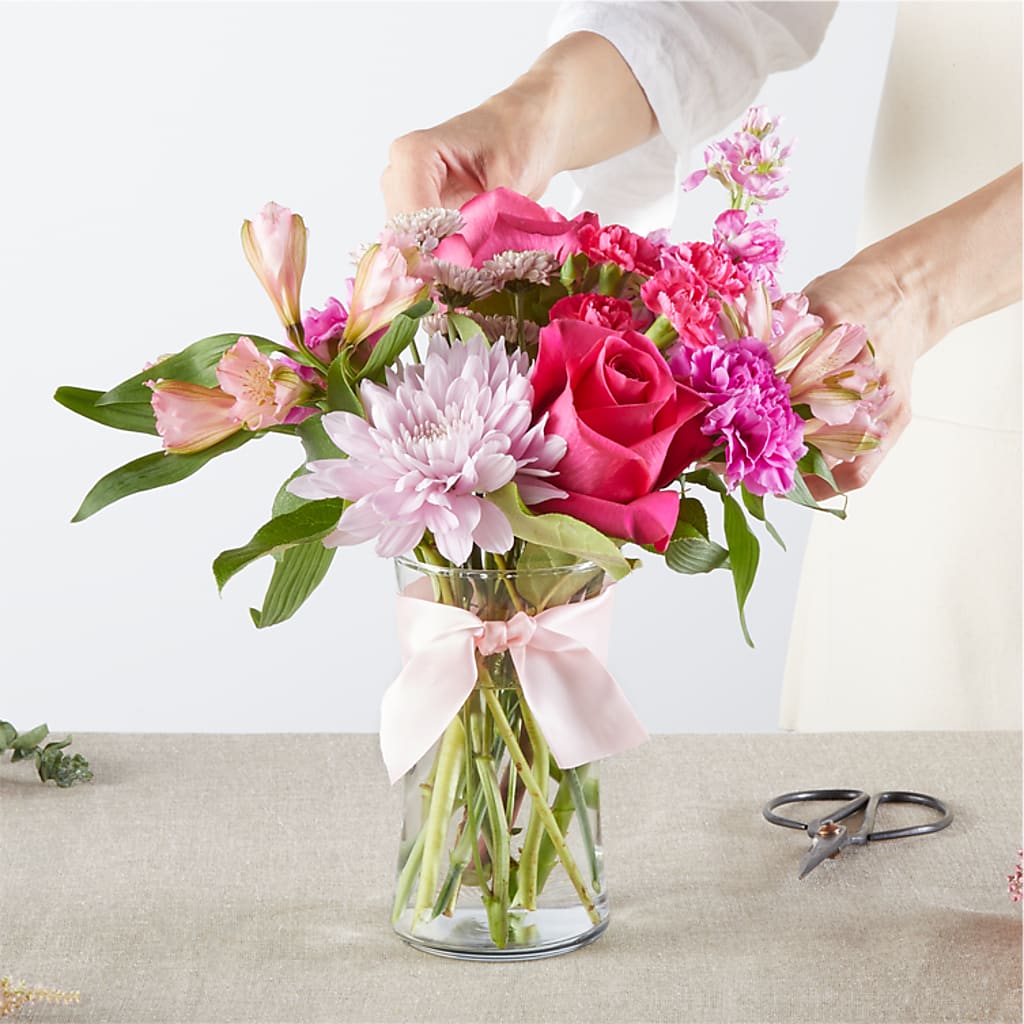 Pink Ribbon - A Florist Original – TREASURE HUT FLOWERS GIFTS & GHSES, Delavan WI